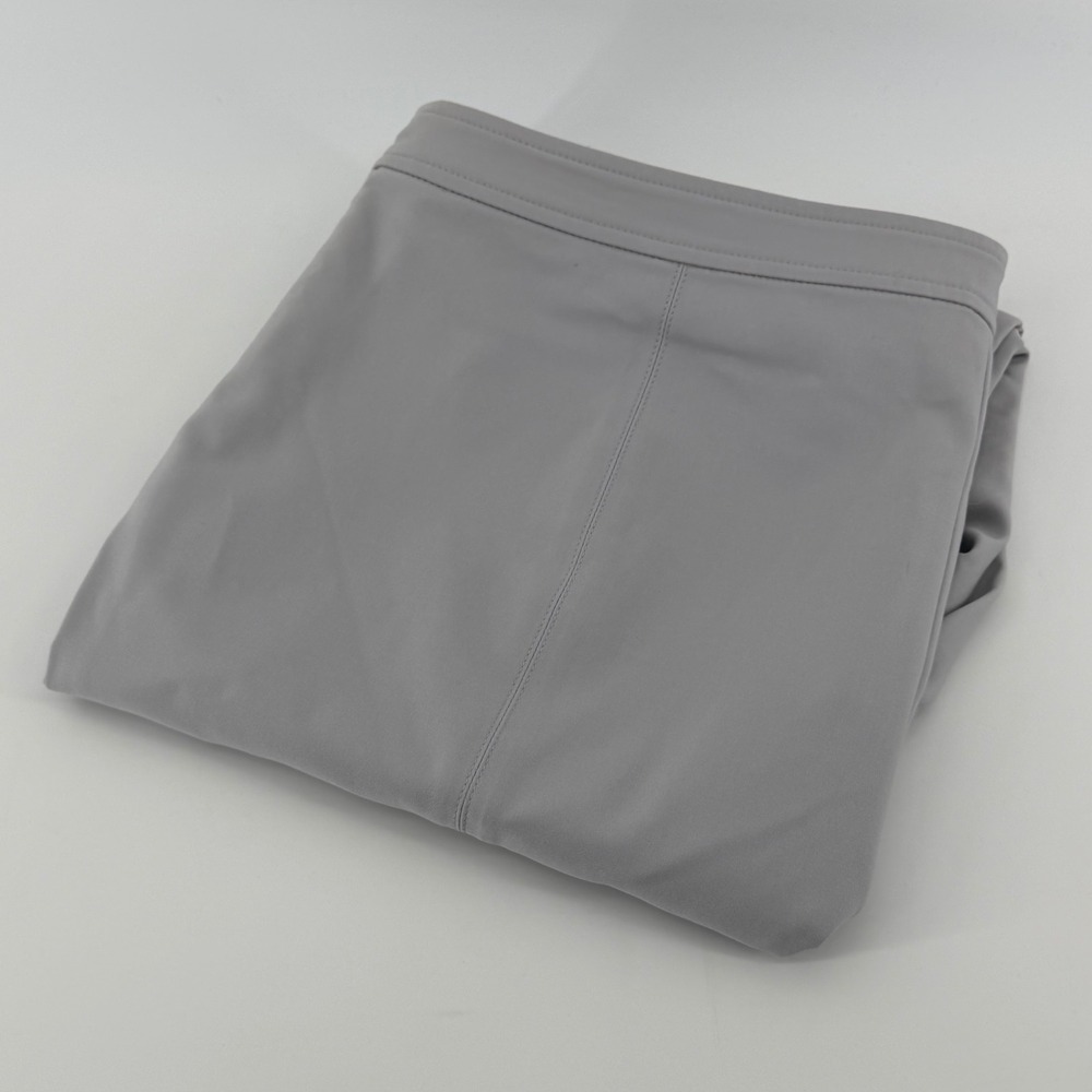 ST JOHN Gray Side Zip Ankle Pant with Back Seams and Split Hem Workwear Trousers